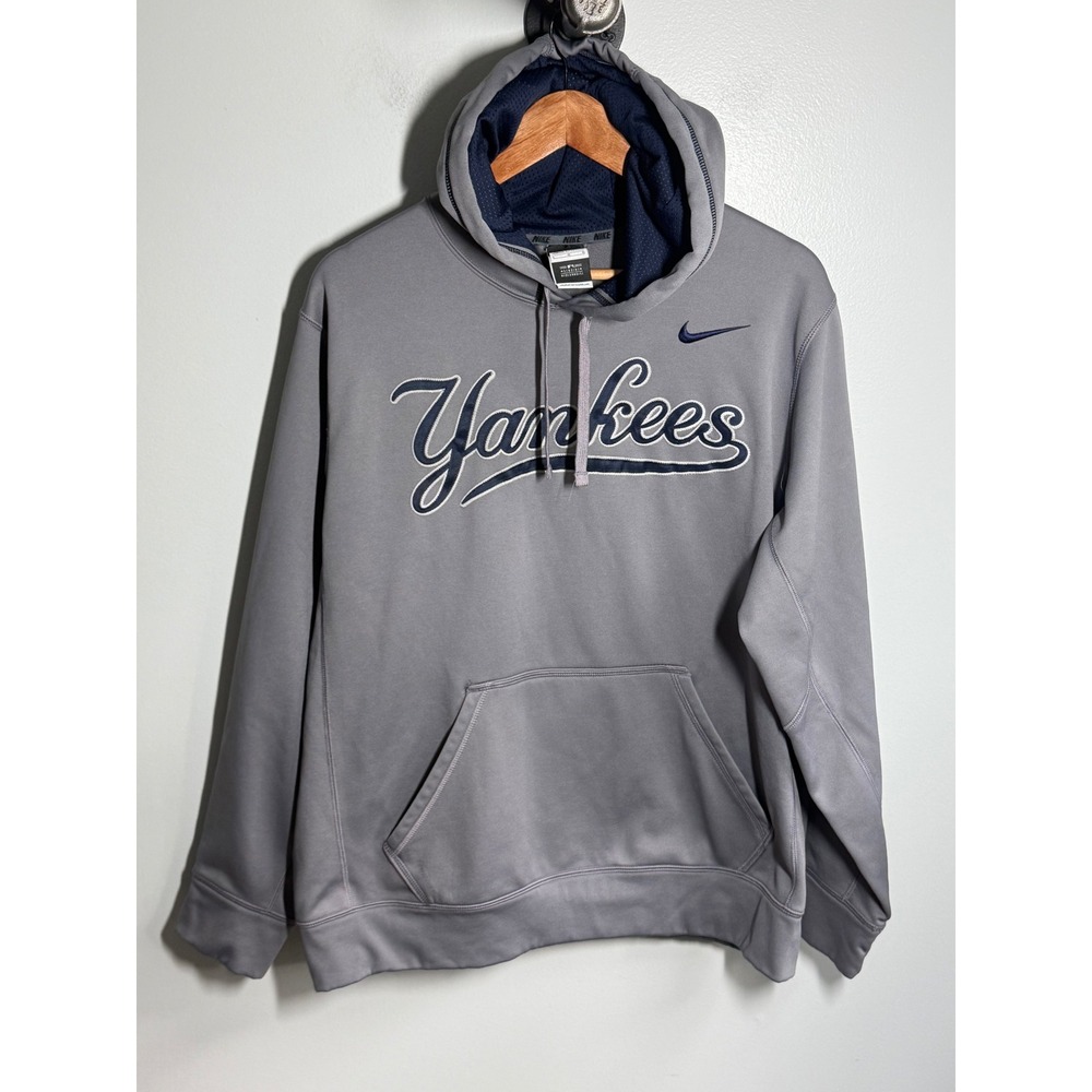 Nike Therma-FIT New York Yankees Hoodie Mens Large Gray Navy Blue MLB Sweatshirt